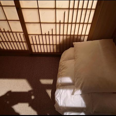 台甕茶室青年旅館 Tai-Wong Tatami Room Hostel ไถหนาน ภายนอก รูปภาพ