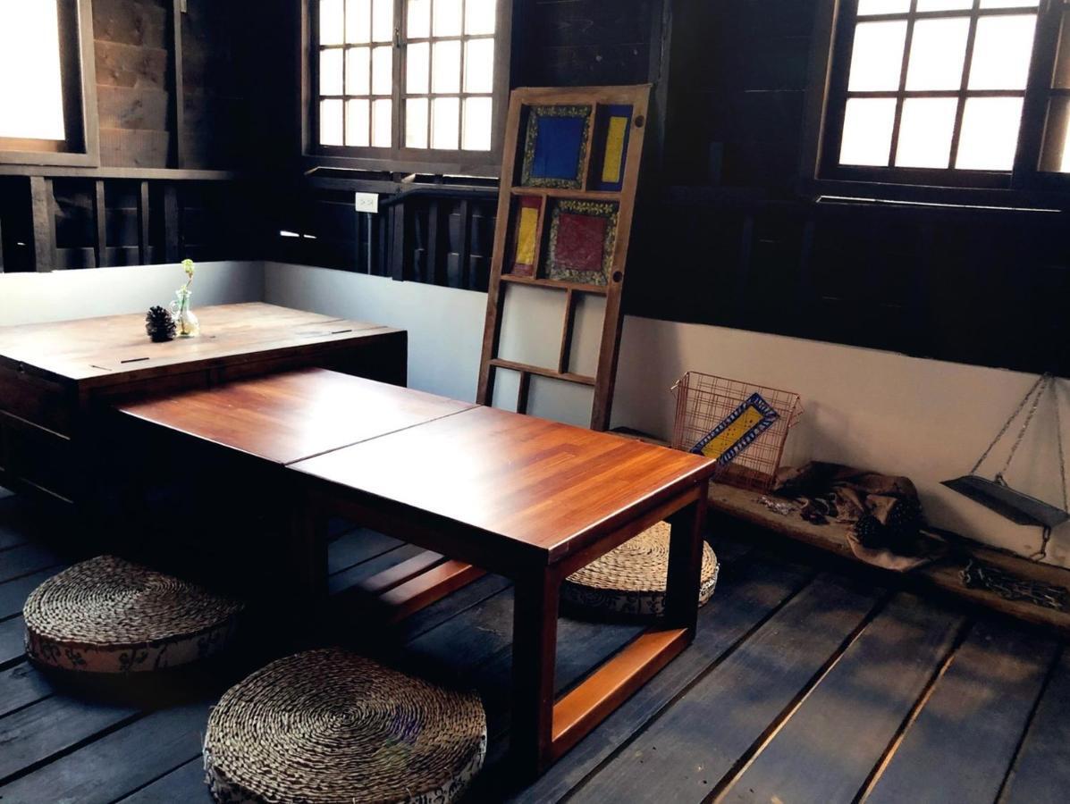 台甕茶室青年旅館 Tai-Wong Tatami Room Hostel ไถหนาน ภายนอก รูปภาพ