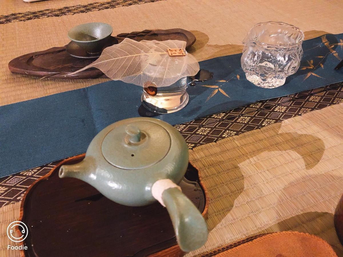 台甕茶室青年旅館 Tai-Wong Tatami Room Hostel ไถหนาน ภายนอก รูปภาพ